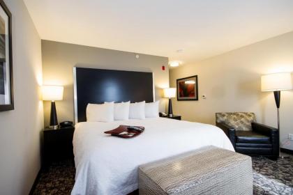 Hampton Inn and Suites Roanoke Airport/Valley View Mall - image 15