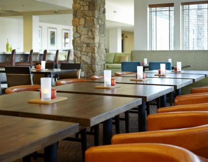 Hilton Garden Inn Roanoke - image 8