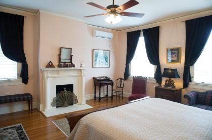 Bed and Breakfast in Roanoke Virginia