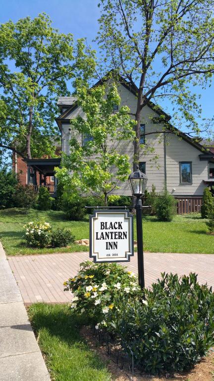 Black Lantern Inn - main image