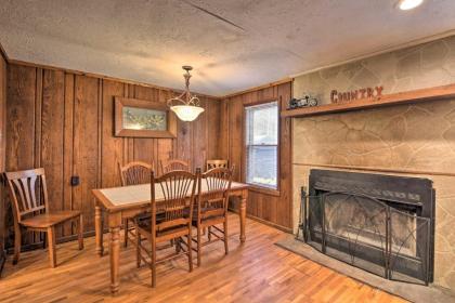 Smoky Mtn Cabin with Deck and Grill - Mins to AT! - image 3