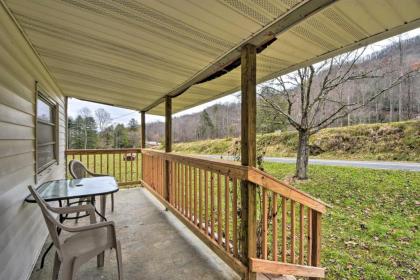 Smoky Mtn Cabin with Deck and Grill - Mins to AT! - image 9