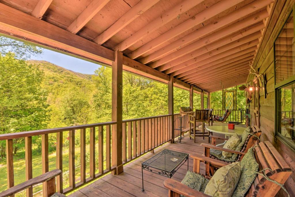 Enchanting Cabin with Mtn Views and Creekside Trail! - main image