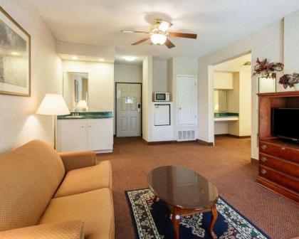 Quality Inn Robinsonville - image 3