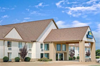 Days Inn by Wyndham Tunica Resorts - image 4