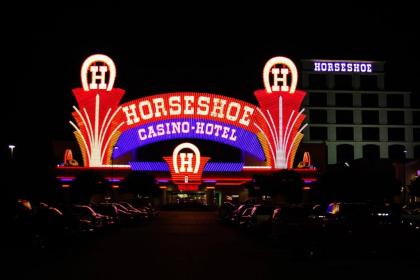 Horseshoe Tunica Casino & Hotel - image 10