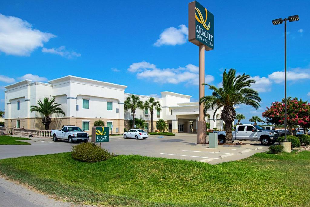 Quality Inn & Suites - main image