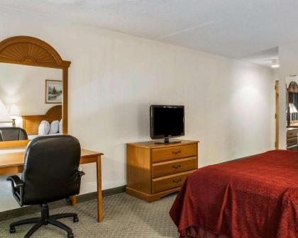 Quality Inn Rochester - image 8