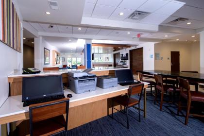 Holiday Inn Express Rochester Hills an IHG Hotel - image 3