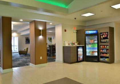 Holiday Inn Hotel & Suites Rochester - Marketplace an IHG Hotel - image 3