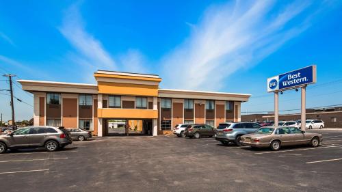 Best Western Inn at the Rochester Airport - main image