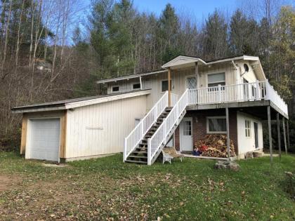 Silver Spring Chalet Large 4 bedroom Pittsfield VT 20 min to Killington Slopes - image 3