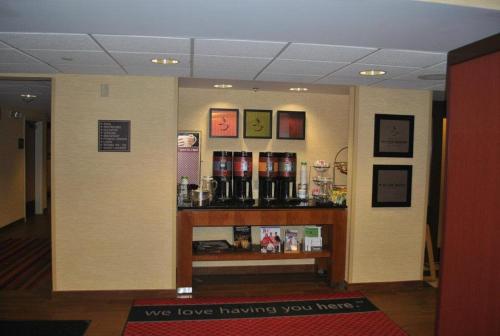 Hampton Inn Rochester - image 4