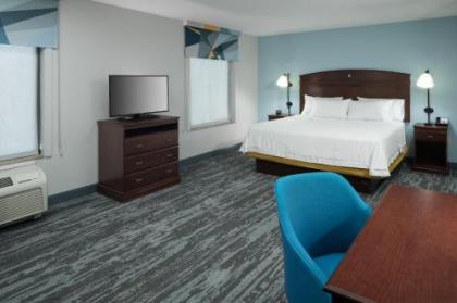 Hampton Inn & Suites Rochester-North - image 4