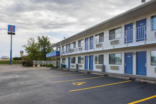 Motel 6-Rochester MN - main image