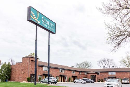 Quality Inn & Suites Mayo Clinic Area - main image