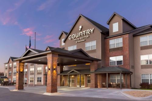 Country Inn & Suites by Radisson Rochester South MN - main image