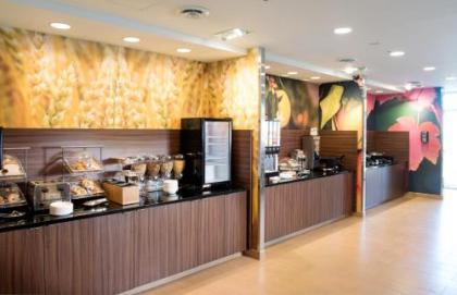 Fairfield Inn & Suites by Marriott Rochester Mayo Clinic Area/Saint Marys - image 2