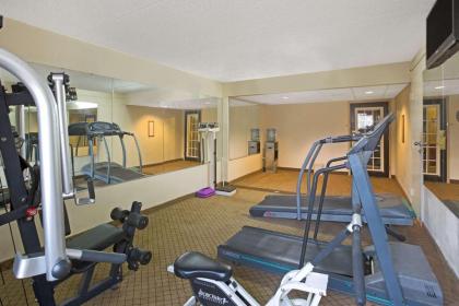 Ramada by Wyndham Rock Hill - image 11