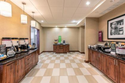 Hampton Inn Rock Springs - image 3