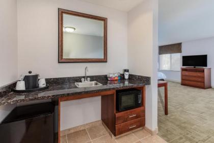 Hampton Inn Rock Springs - image 9