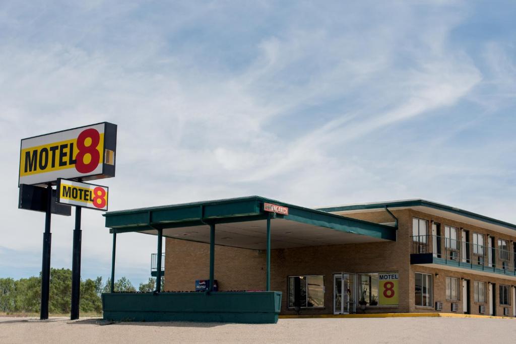 Motel 8 Rock Springs - main image