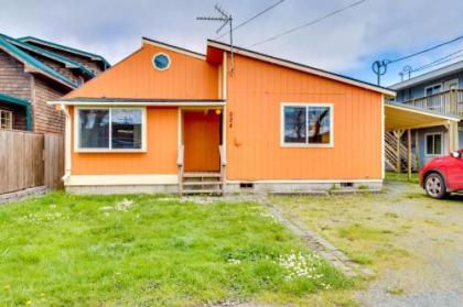 Orange Beacon House Rockaway Beach