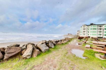 Getaway Oceanfront Lodging