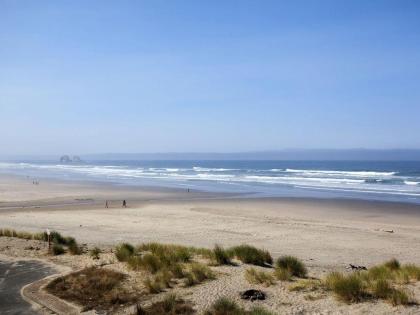 Villas in Rockaway Beach Oregon