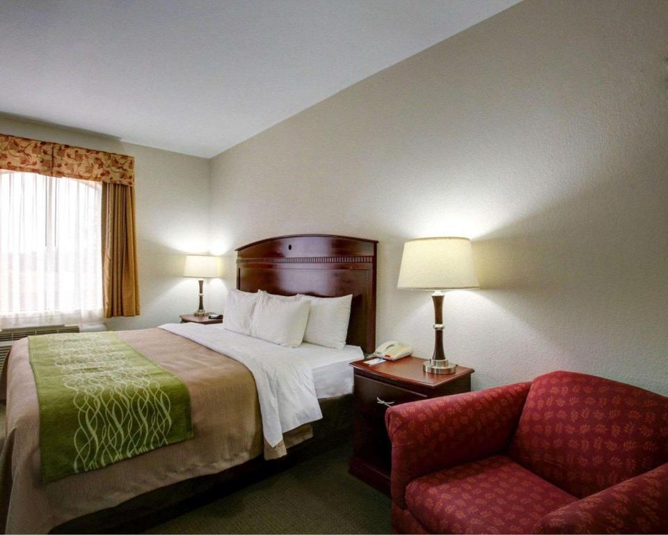 Quality Inn Rockdale - image 7