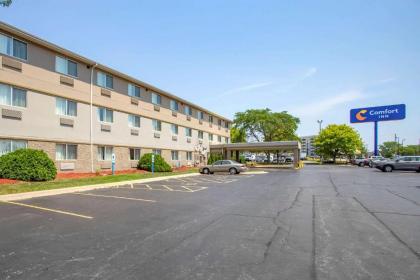 Comfort Inn Rockford near I-90 and I-39 - image 4