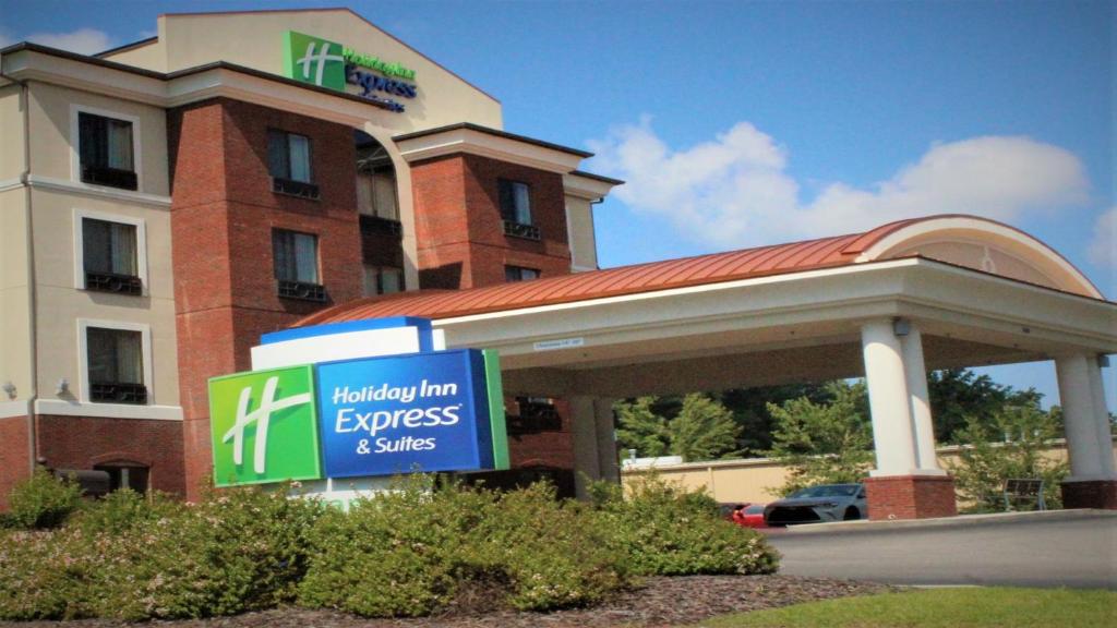 Holiday Inn Express Hotels & Suites Rockingham West an IHG Hotel - image 6