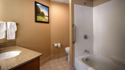 Best Western Rockland - image 18