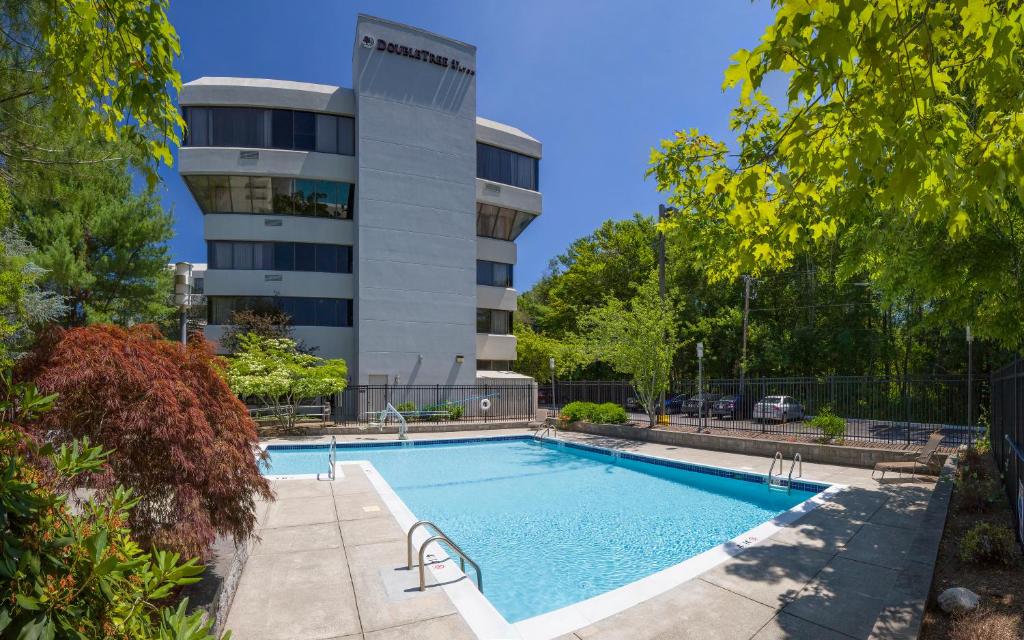 DoubleTree by Hilton Boston-Rockland - main image