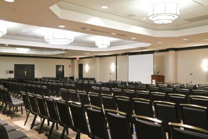 DoubleTree by Hilton Boston-Rockland - image 10