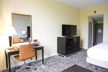 DoubleTree by Hilton Boston-Rockland - image 14