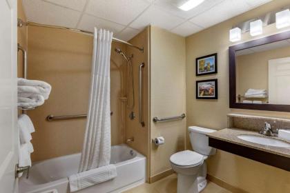 Comfort Inn Rockland - Boston - image 13