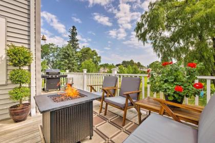 Rockland Home with Deck 5 Mins to Historic Downtown! - image 2