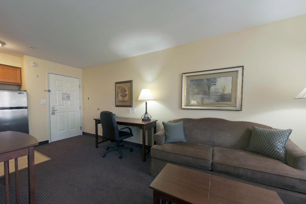 Staybridge Suites Rocklin - Roseville Area an IHG Hotel - image 2