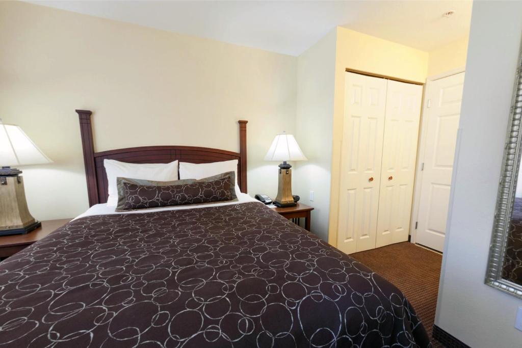 Staybridge Suites Rocklin - Roseville Area an IHG Hotel - image 3