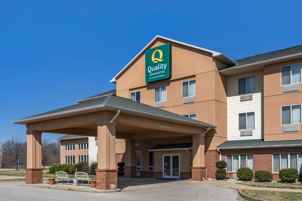 Quality Inn & Suites - main image