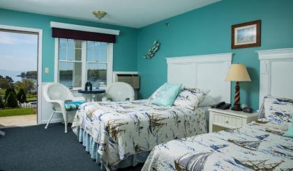 Strawberry Hill Seaside Inn - image 8