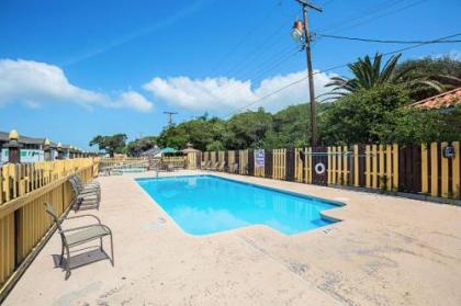 Quality Inn on Aransas Bay - image 2