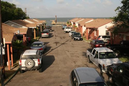 Bayfront Cottages - image 5