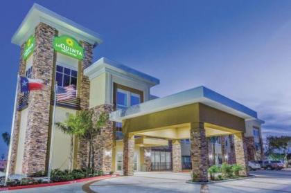 La Quinta by Wyndham Rockport - Fulton - image 2