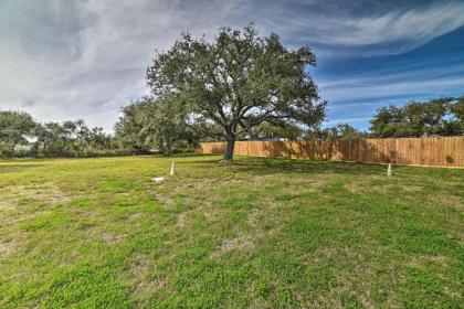 Rockport Home with Yard Less Than 2 Mi to the Gulf Coast! - image 14