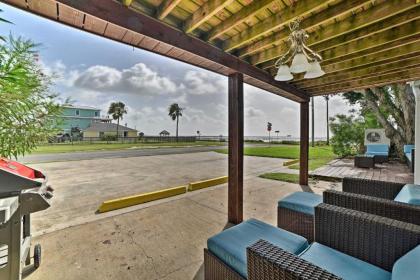 Rockport Casa Familia - Covered Patio Space! - image 14