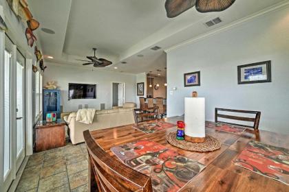 Waterfront Rockport Home with Dock and 2 Kayaks! - image 6