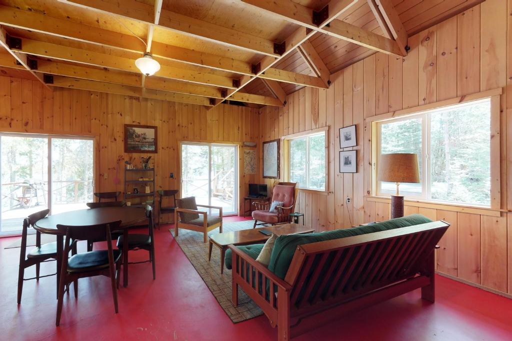 Sandbar Cabin - image 6