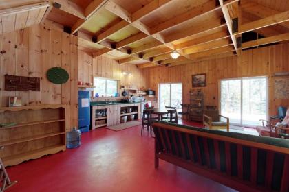 Sandbar Cabin - image 8